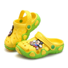 Load image into Gallery viewer, 2018 Fashion New Summer Children Cartoon Characters Cave Shoes Boys And Girls Slippers sandals two wear Antiskid Slippers Beach